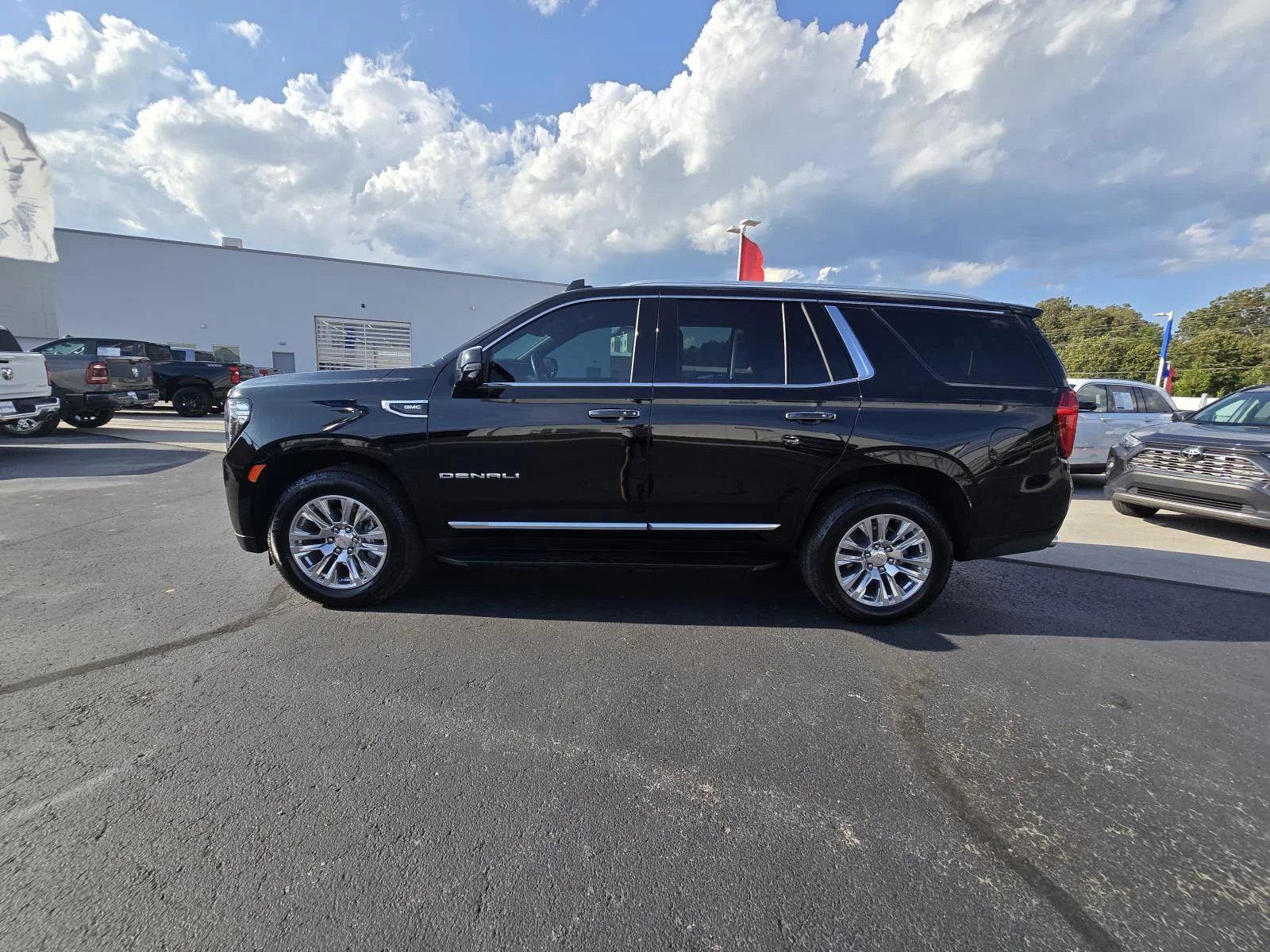 Certified Used 2023 ONYX BLACK GMC Denali image 4