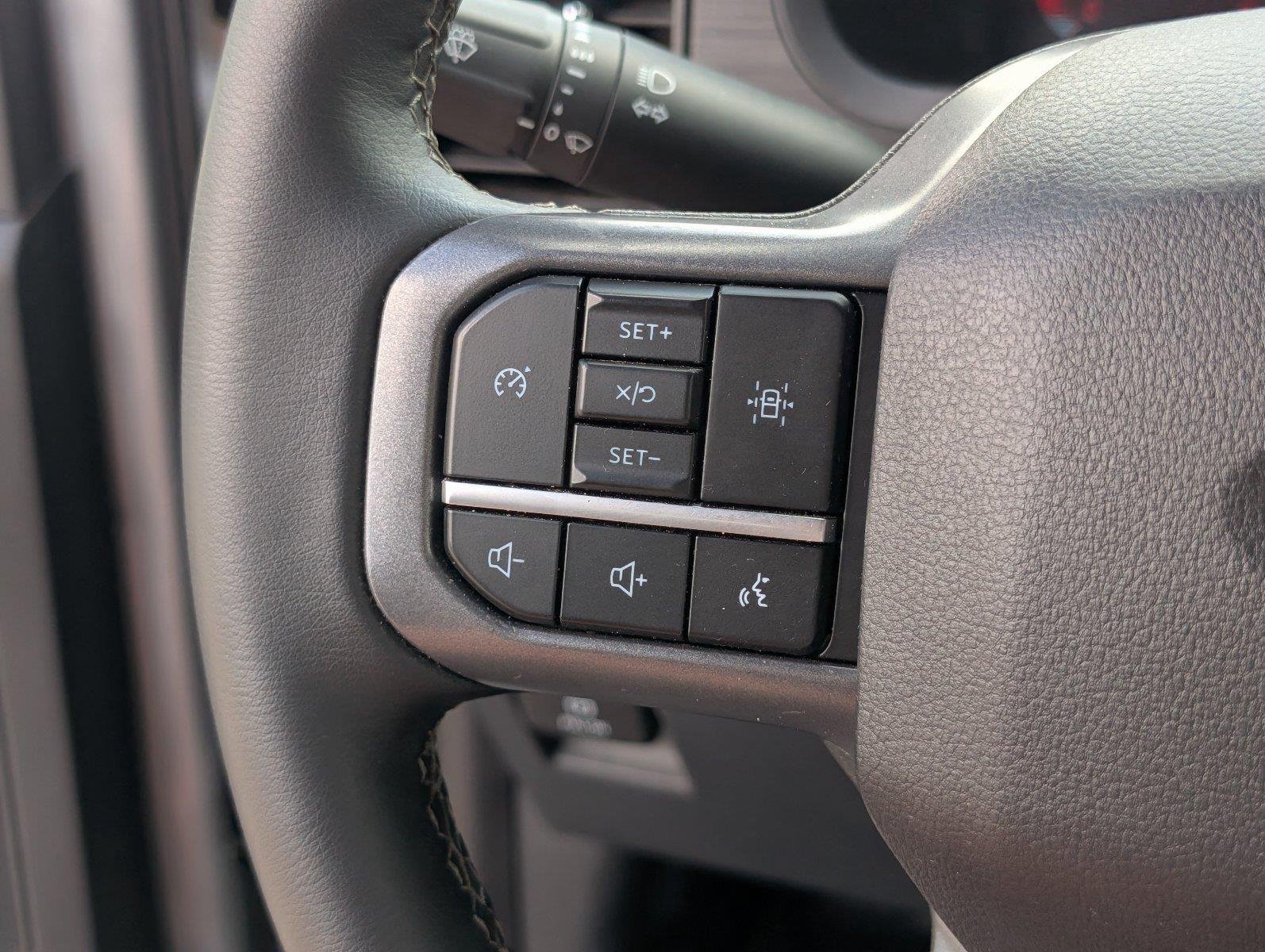 Used 2026 Iconic Silver Ford XLT image 29