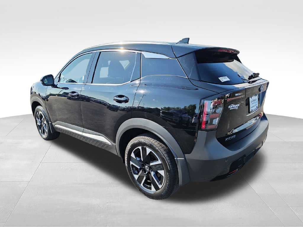 Used 2025 Black Nissan SR image 3
