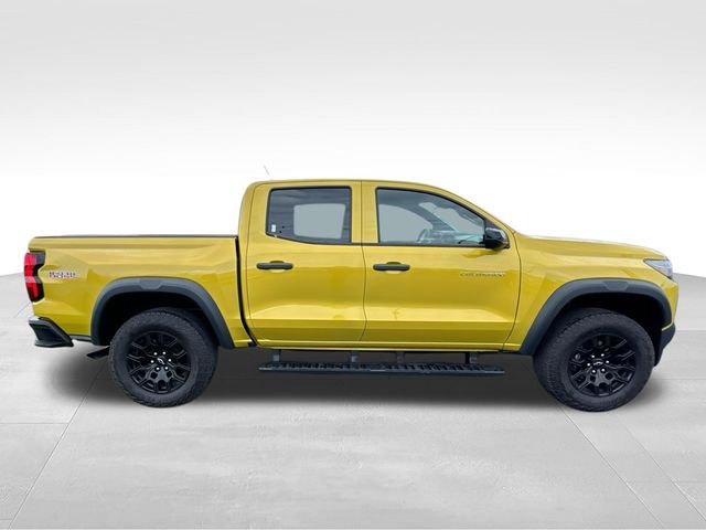 Used 2023 Yellow Chevrolet Trail Boss image 9