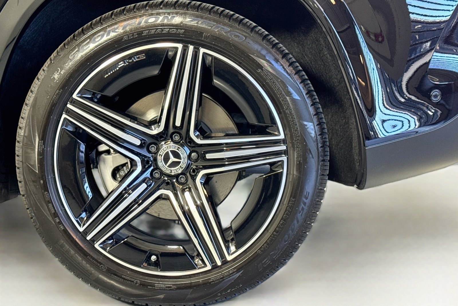 New 2027 Black Mercedes-Benz GLE 350 image 29