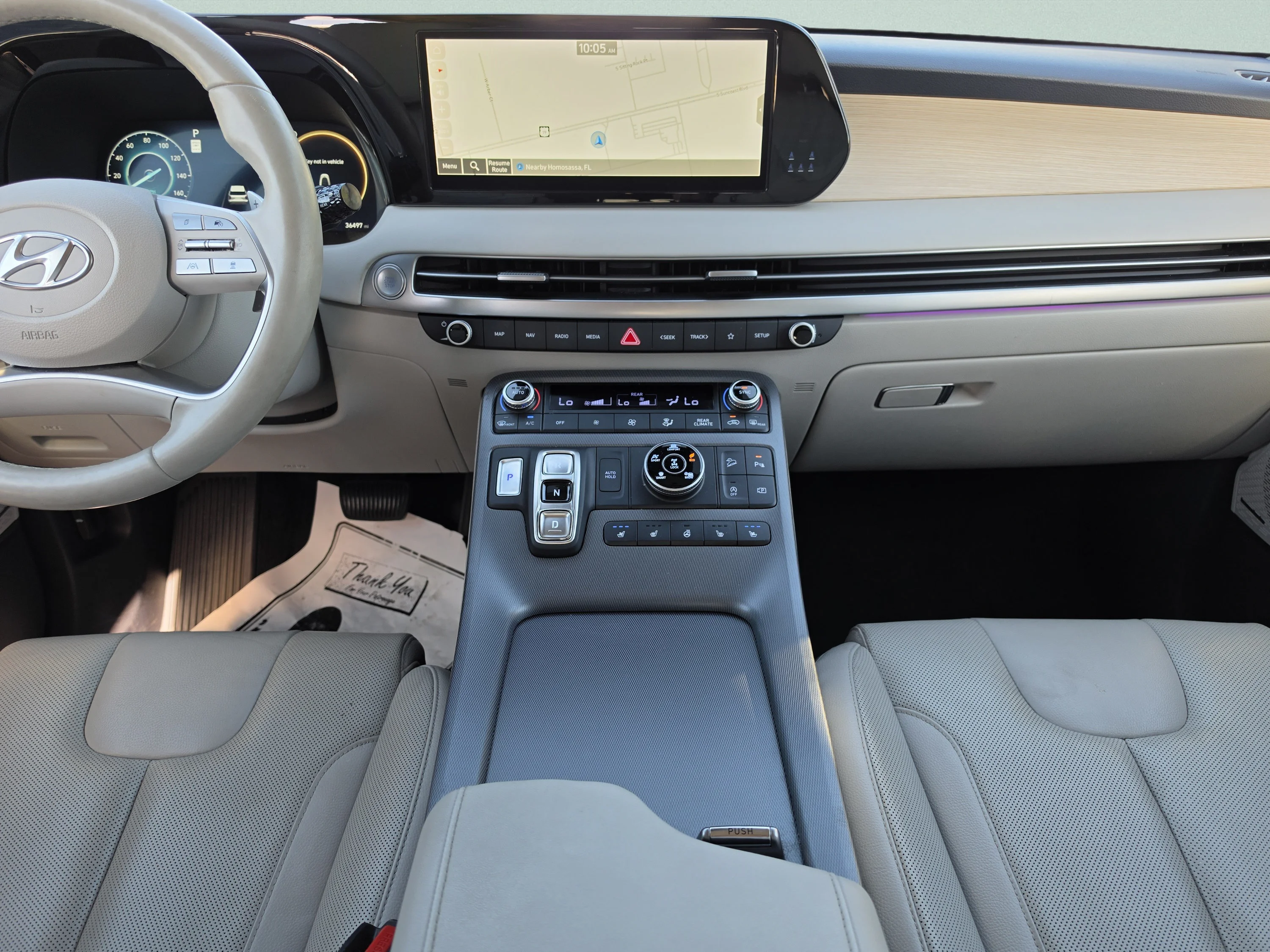 Used 2024 Moonlight Cloud Hyundai Limited image 20