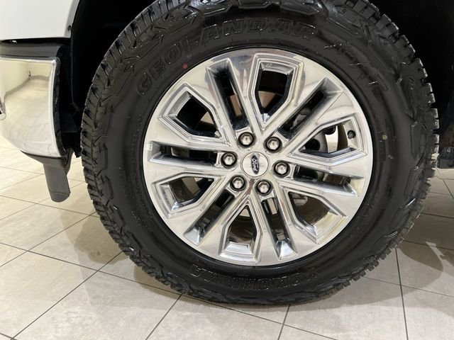 Used 2024 White Ford Lariat image 32