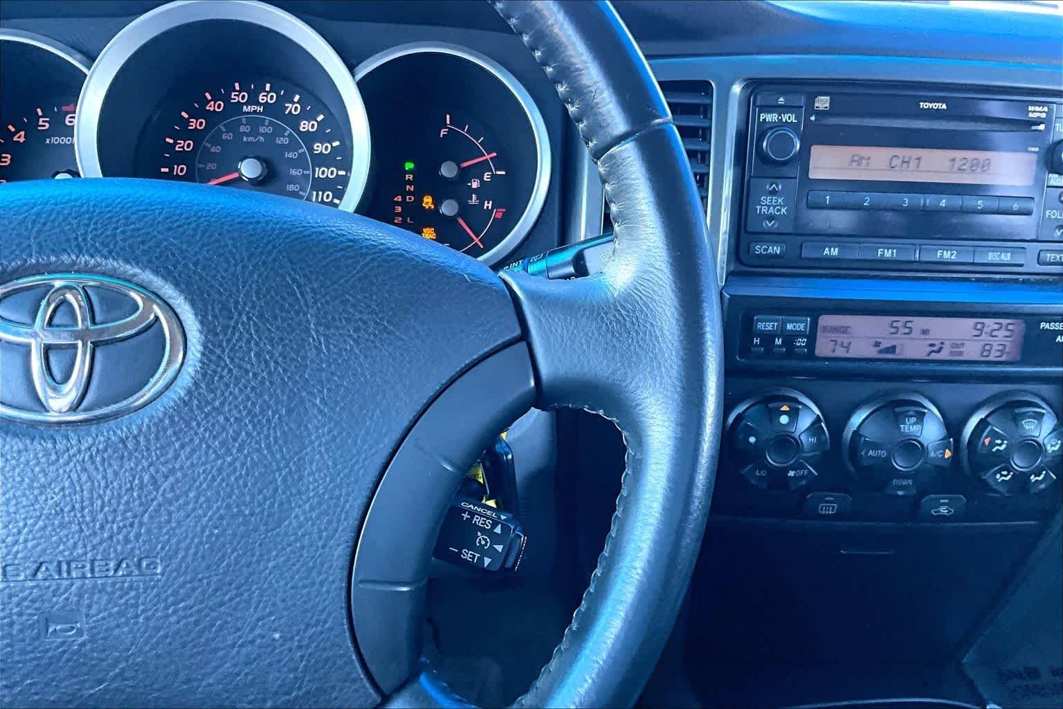 Used 2006 Titanium Metallic Toyota SR5 image 24
