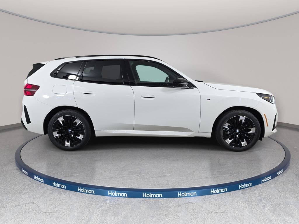 New 2026 Alpine White BMW M50 xDrive image 4