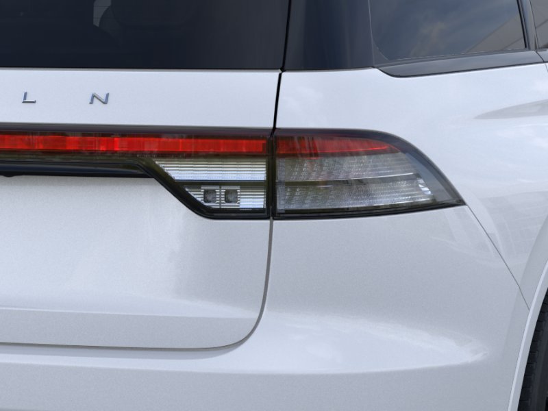 New 2026 Pristine White Metallic Tri-Coat Lincoln Reserve® image 21