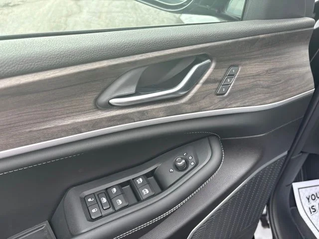 New 2027 Black Jeep Limited Reserve image 21