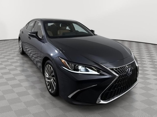 2022 Lexus ES ES 300h Luxury