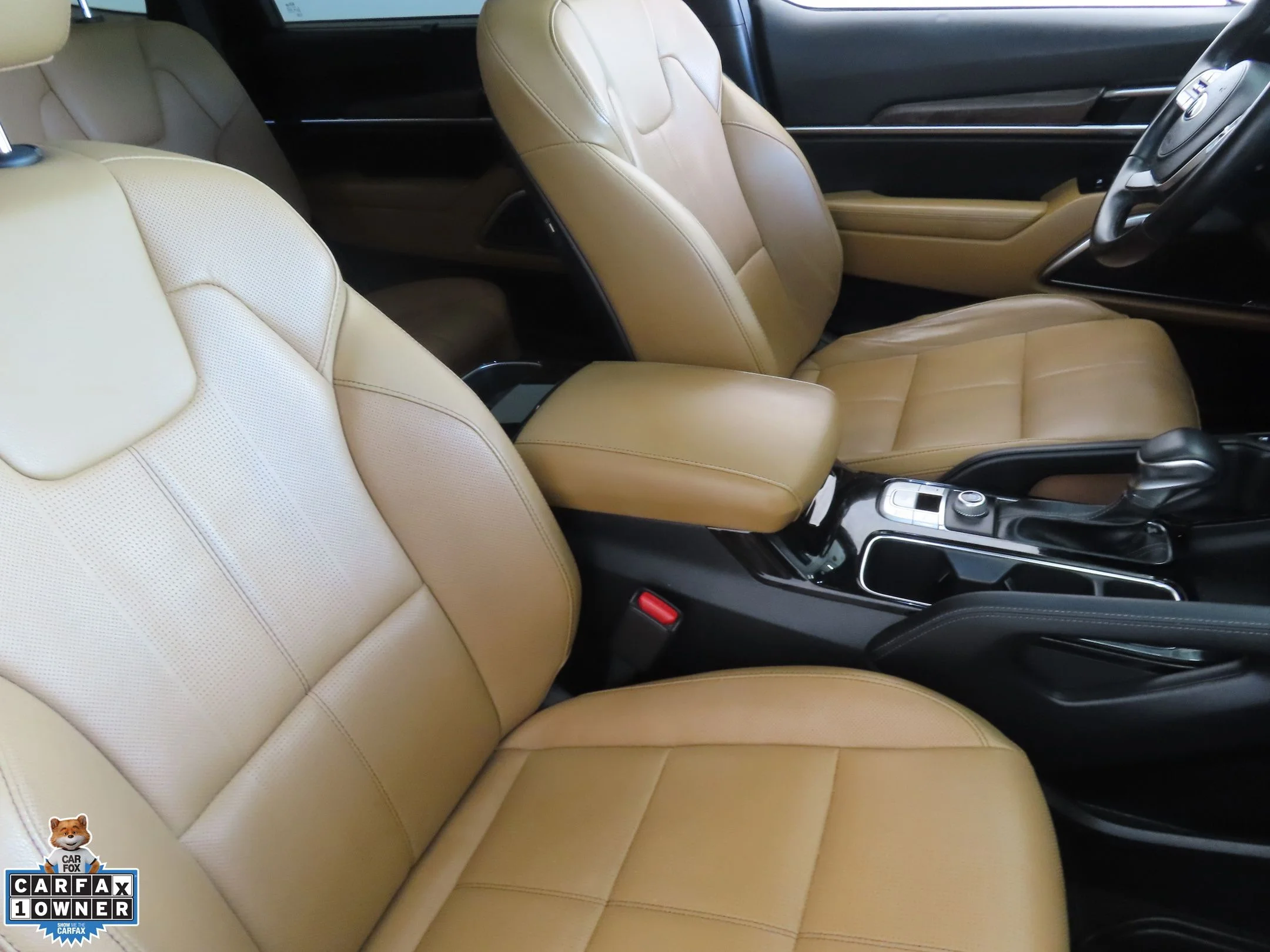 Used 2021 Black Kia SX image 28