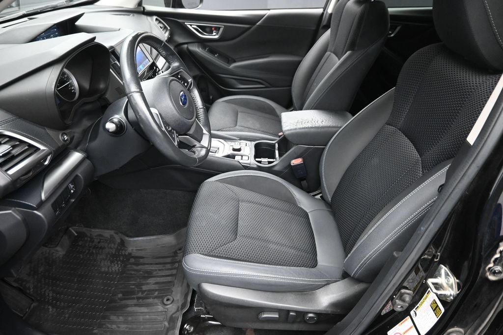 Used 2020 Black Subaru Premium image 16