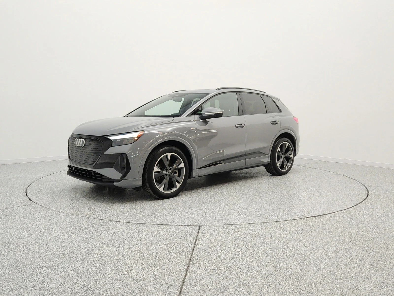 Used 2024 Pebble Gray Audi Premium Plus 55 quattro image 1