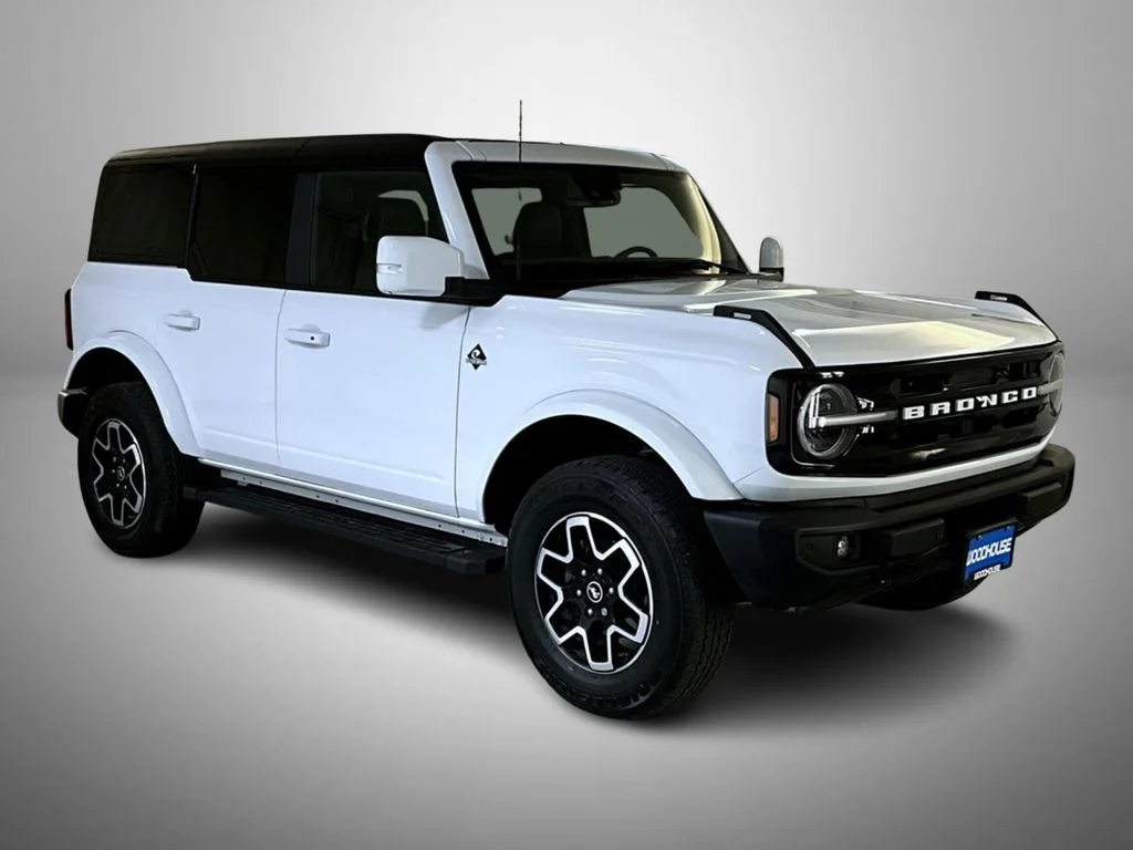 Used 2024 White Ford Outer Banks image 3