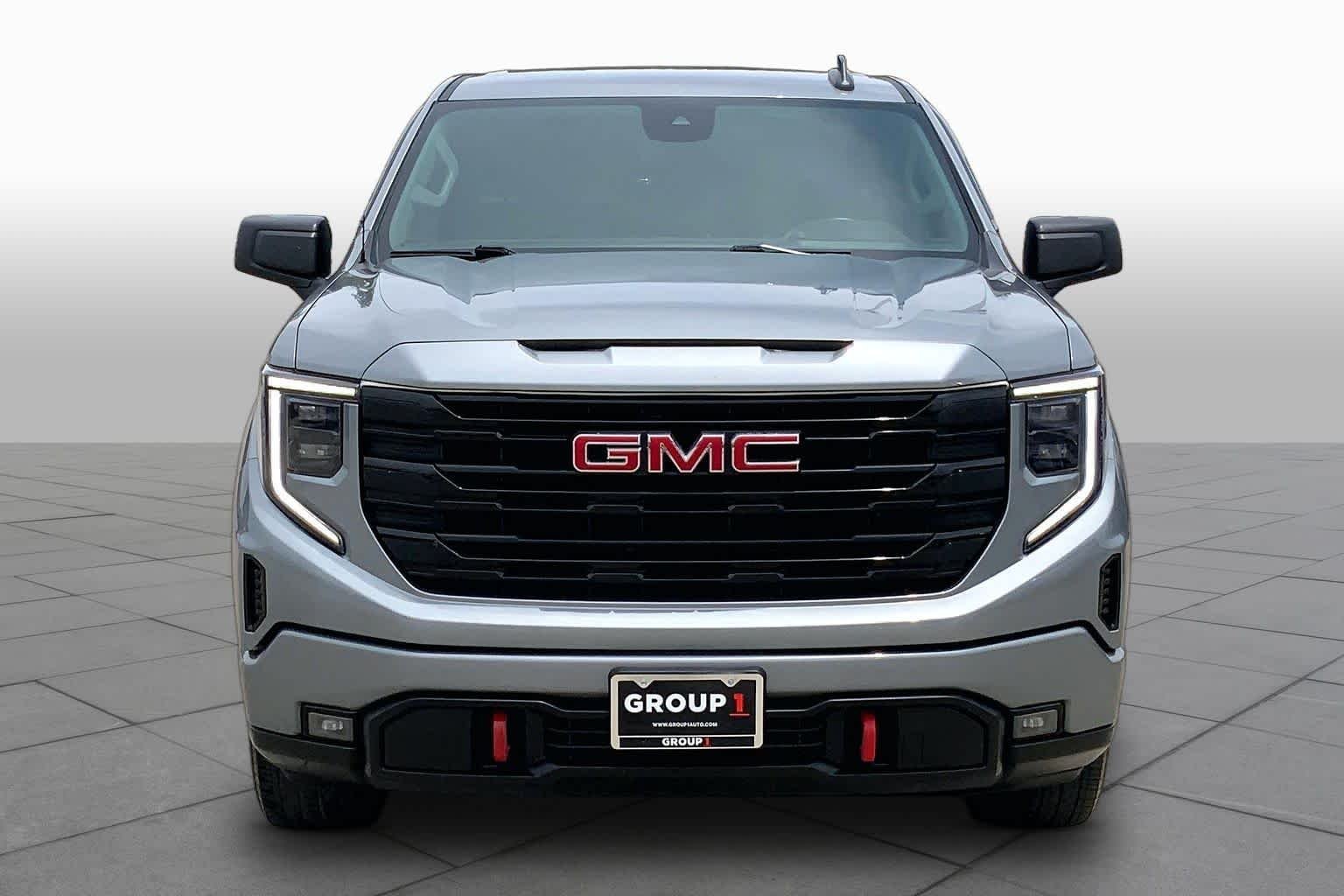 Used 2023 Sterling Metallic GMC Elevation image 4