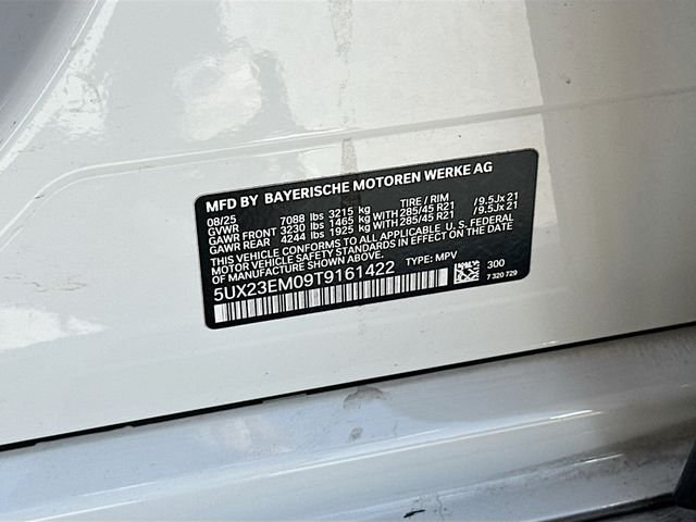 Used 2026 White BMW xDrive40i image 35