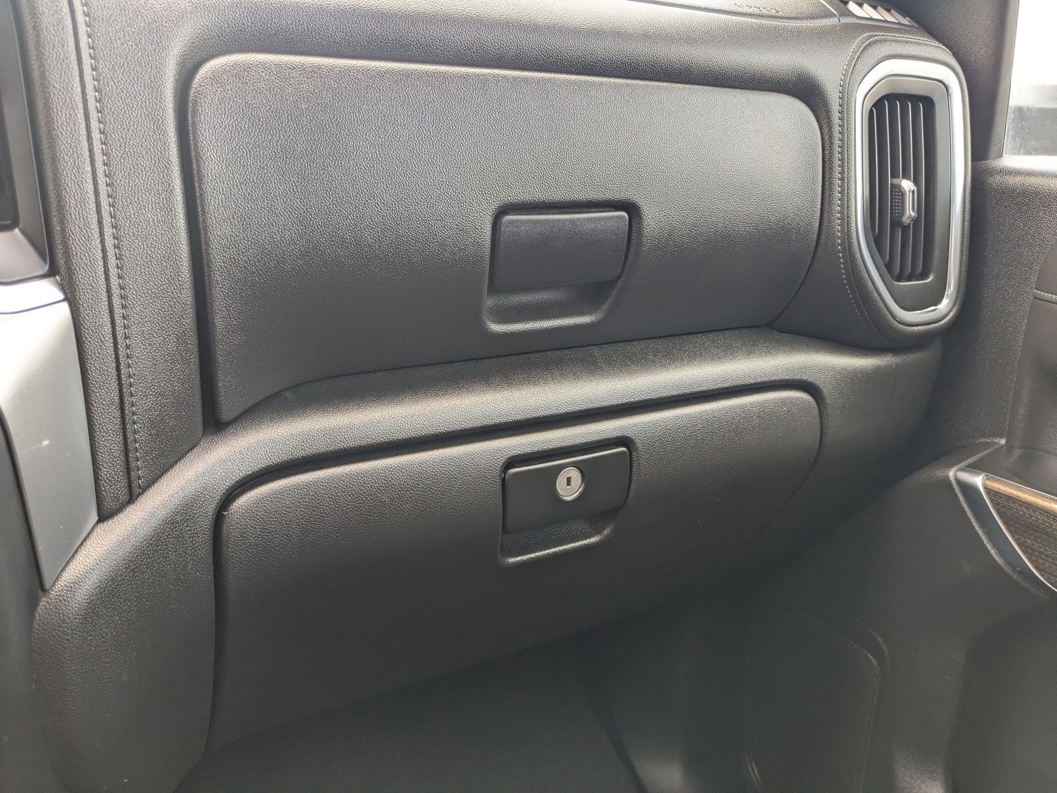 2022 Chevrolet Silverado 3500HD LT - Photo 30