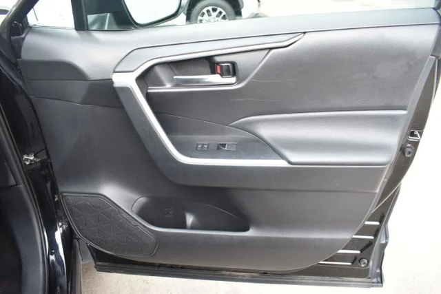 Used 2025 Black Toyota XLE image 16