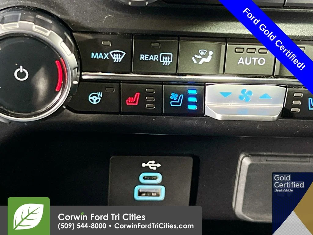 Certified Used 2025 Agate Black Metallic Ford Lariat image 24