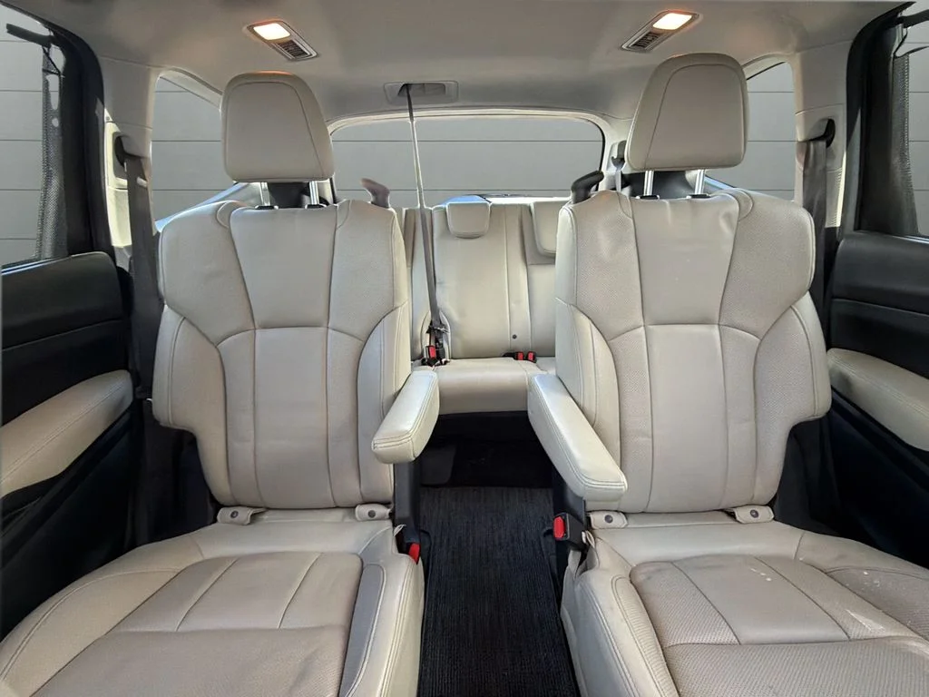 Used 2019 Black Subaru Limited image 10