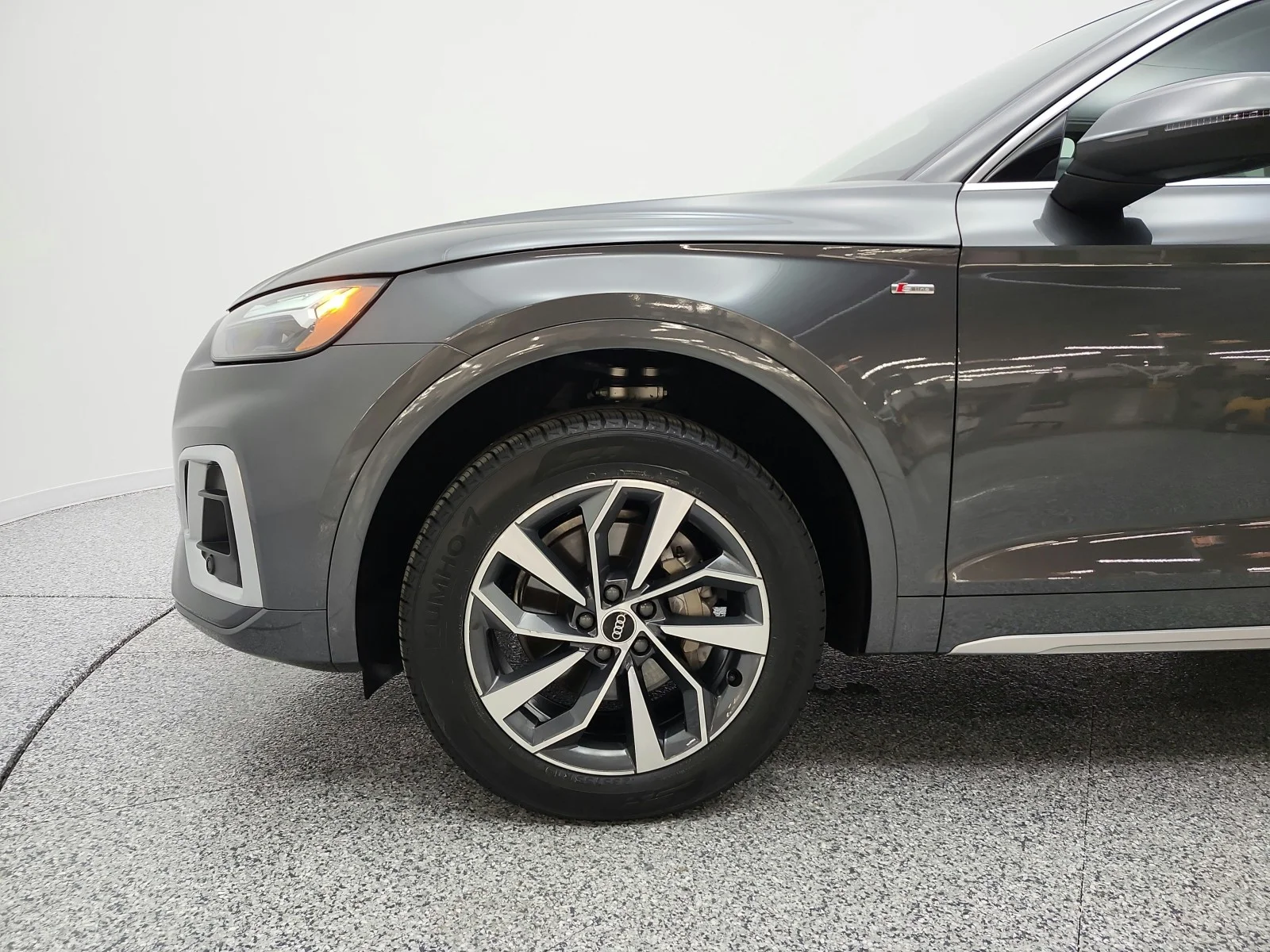 Used 2023 Daytona Gray Pearl Effect Audi S line Premium Plus image 30