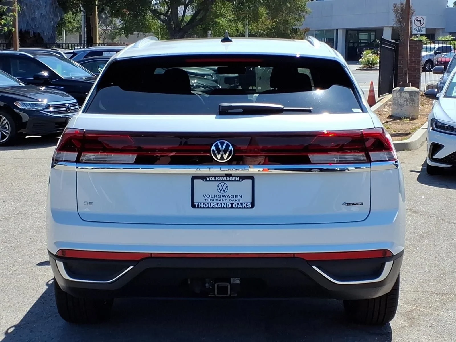 New 2026 Opal White Pearl Volkswagen 2.0T SE W/TECHNOLOGY image 5