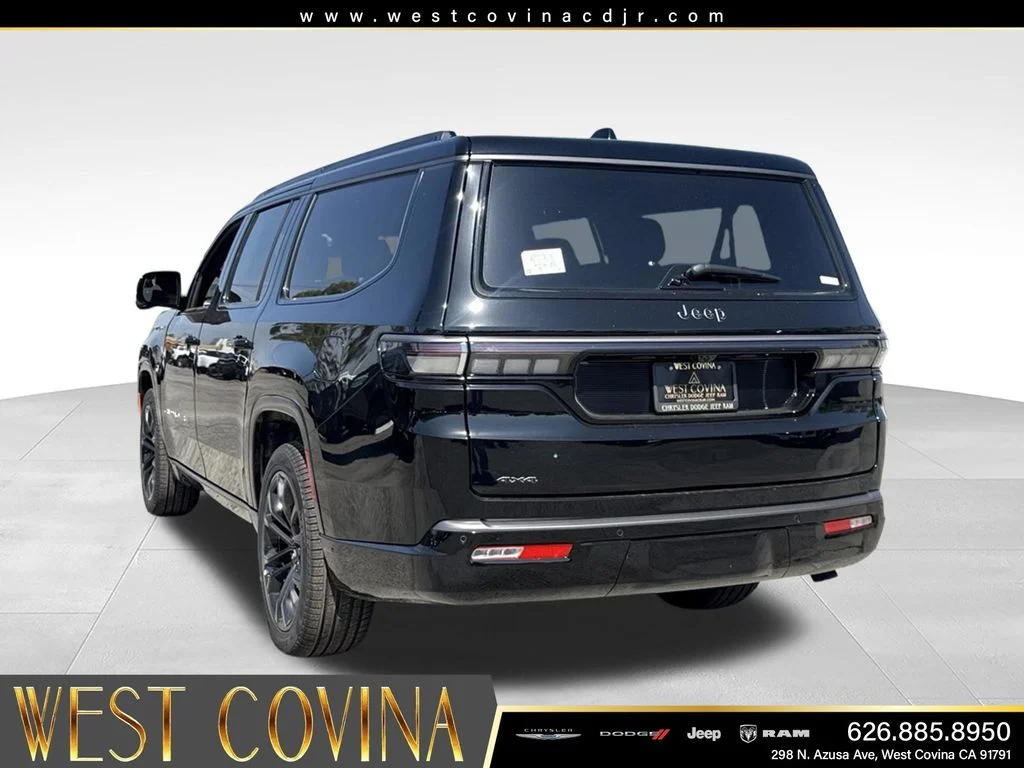 New 2026 High Gloss Black Jeep Summit Reserve image 10