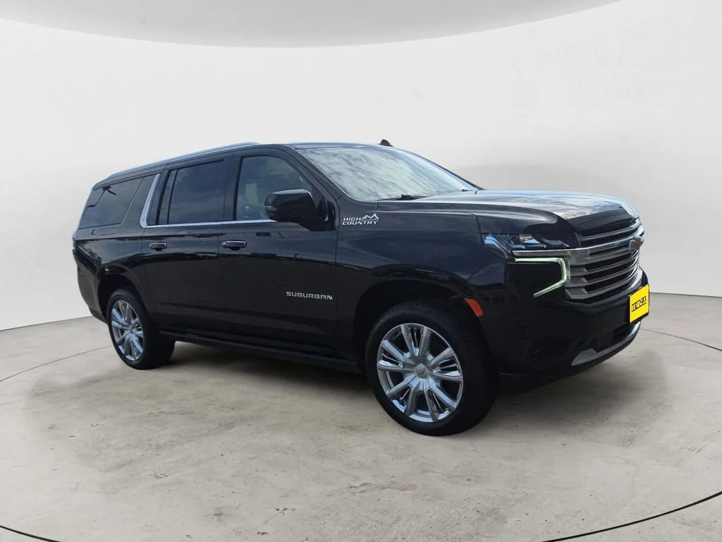Used 2024 Black Chevrolet High Country image 7