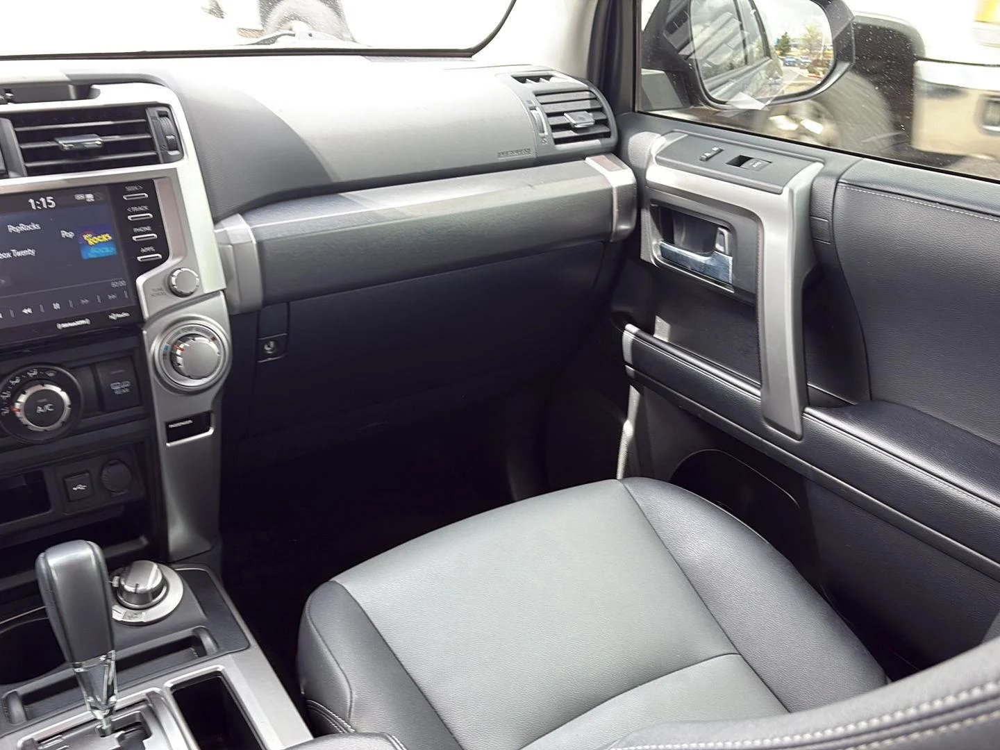Used 2024 Underground Toyota SR5 Premium image 23