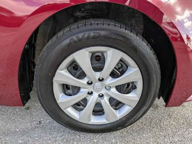 2026 Toyota Corolla LE - Photo 12