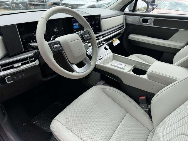 New 2026 Silver Hyundai SEL image 2