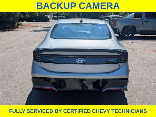 Used 2025 Silver Hyundai SEL image 6