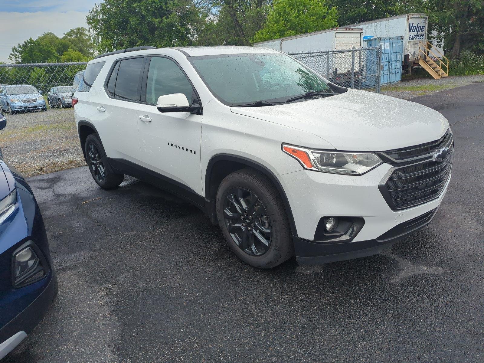 Used 2021 Summit White Chevrolet RS image 8