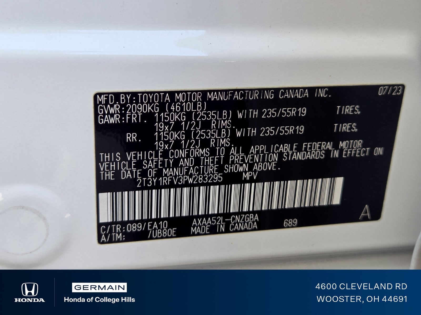 Used 2023 Pearl Toyota Limited image 24