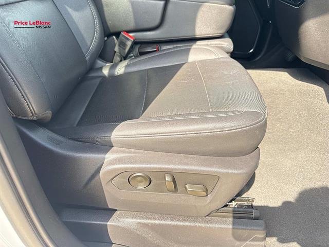 2024 GMC Sierra 1500 SLT - Photo 11