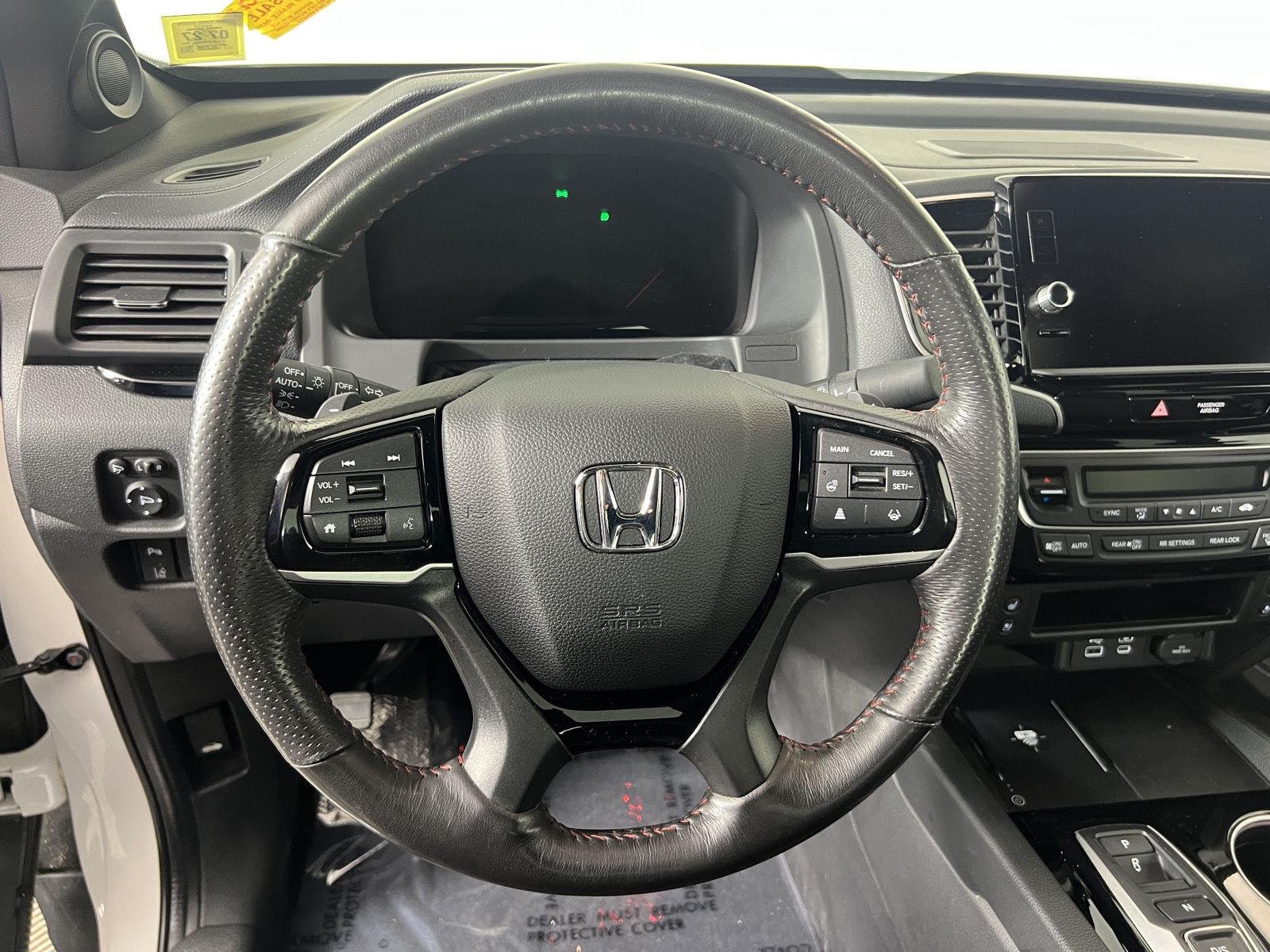Used 2025 Platinum White Pearl Honda AWD BLACK EDITION image 16