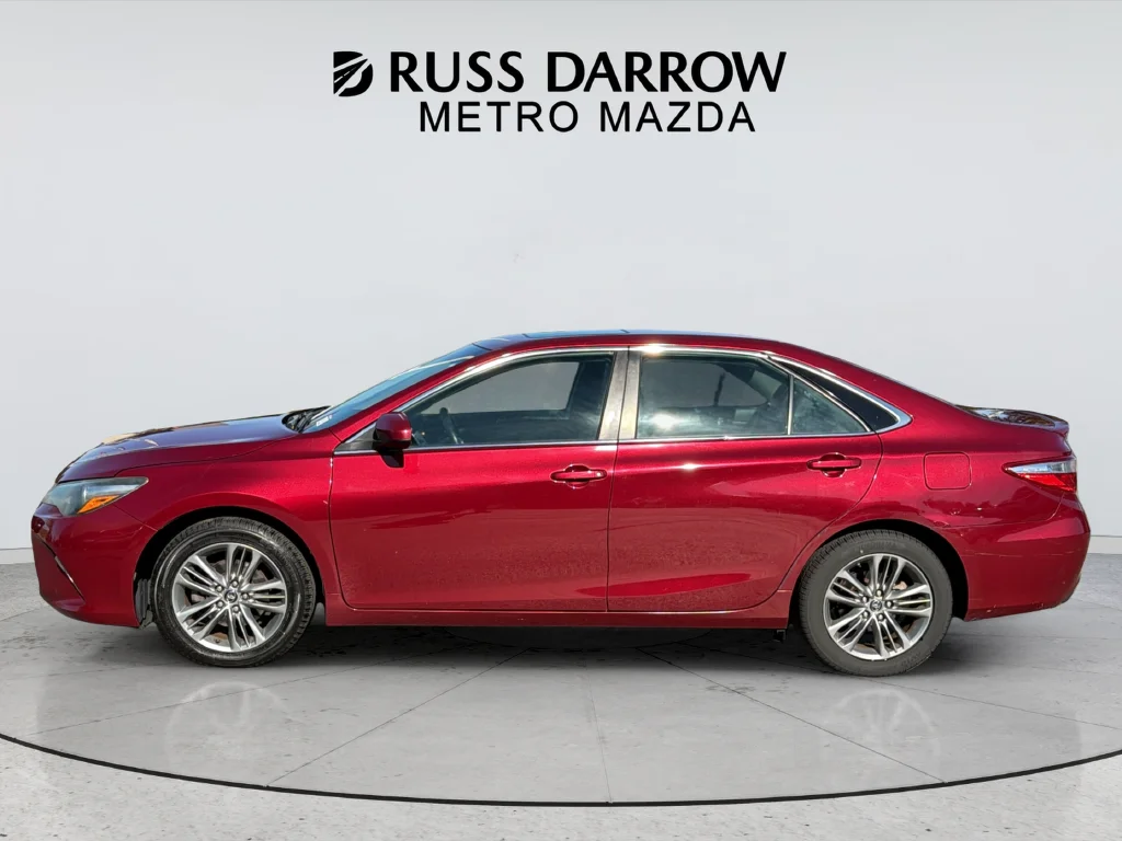 Used 2015 Red Toyota SE image 2
