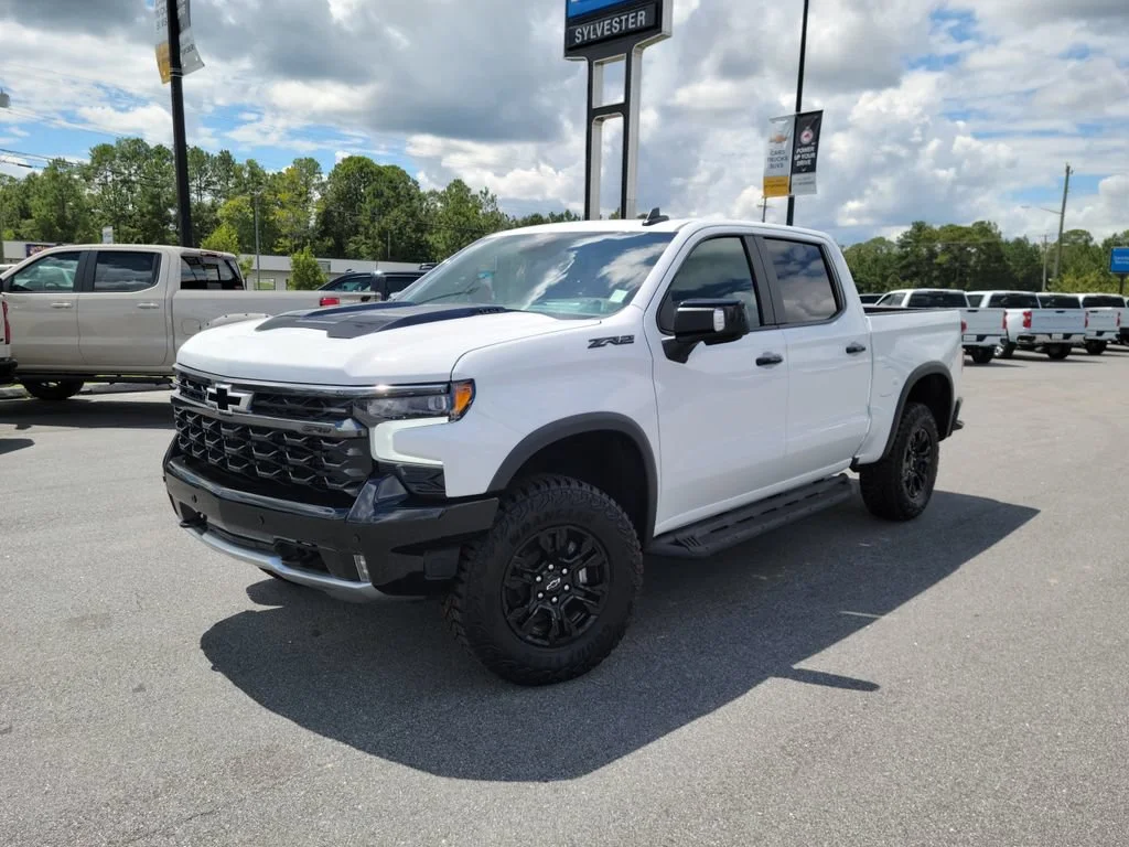 New 2026 Summit White Chevrolet ZR2 image 2