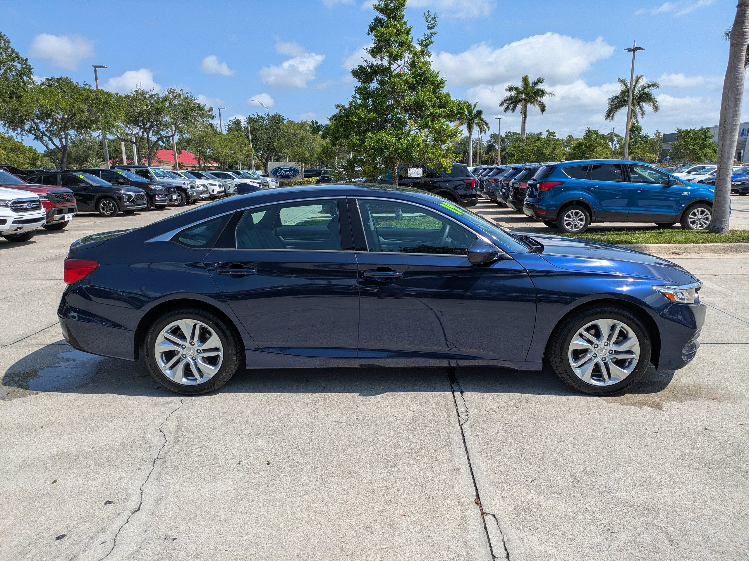 Used 2019 Obsidian Blue Pearl Honda LX 1.5T image 3