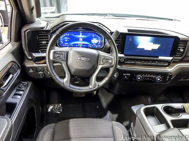 Used 2023 Gray Chevrolet RST image 3