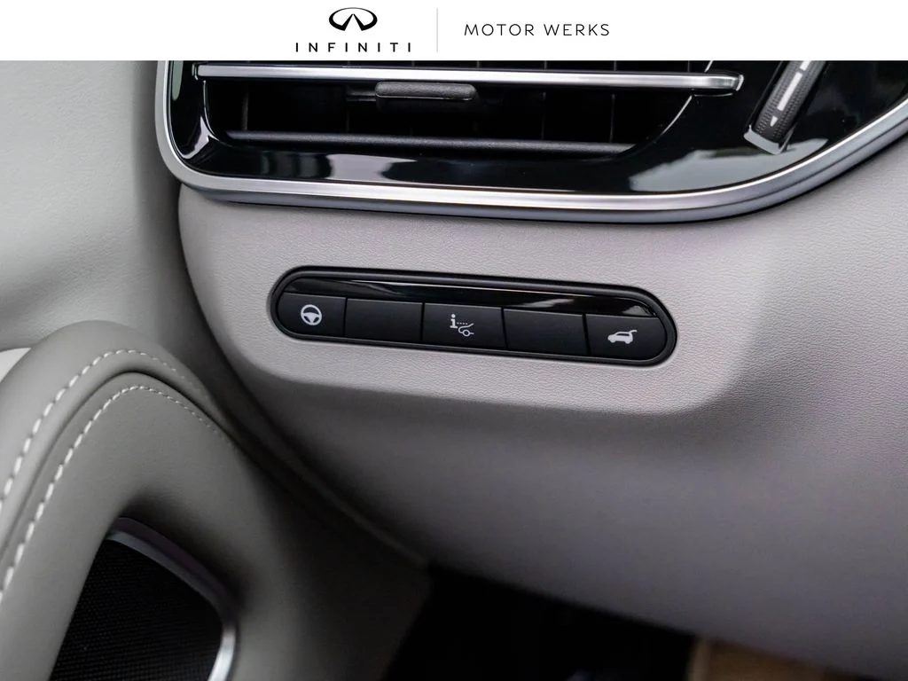 New 2027 Black INFINITI Autograph image 30