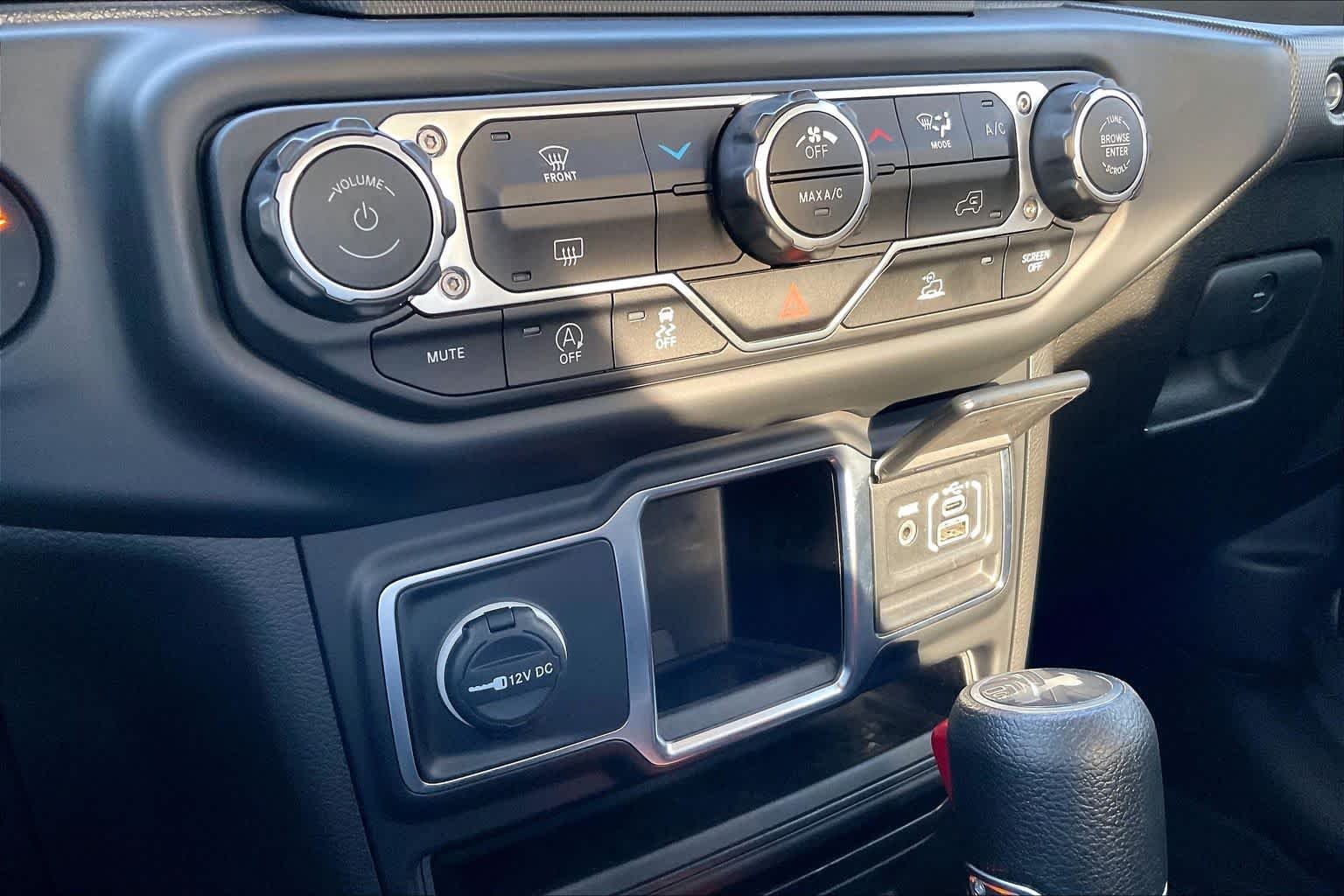 Used 2023 Black Clearcoat Jeep Sport image 32