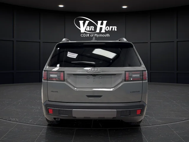 New 2026 Sting-Gray Clear-Coat Exterior Paint Jeep Limited image 6