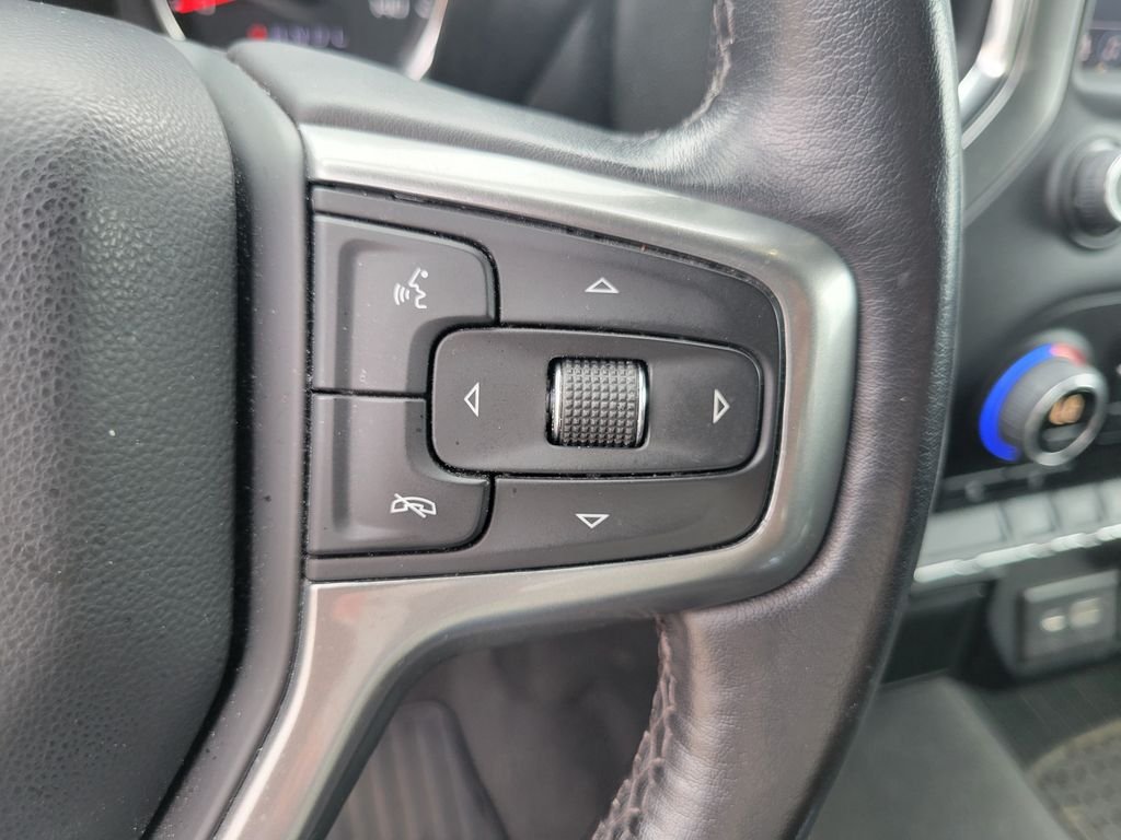 Used 2022 Summit White Chevrolet LT image 16