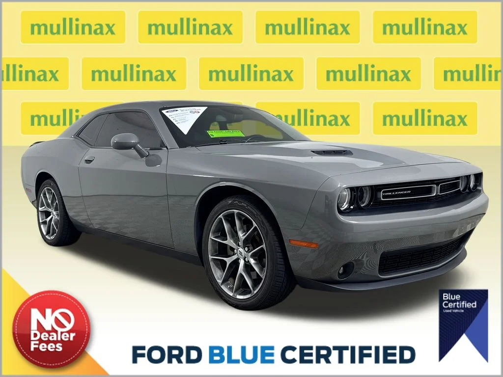 Certified Used 2023 Gray Dodge SXT image 1