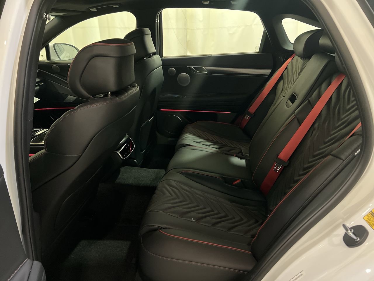 2026 GENESIS G80 Sport Prestige - Photo 19