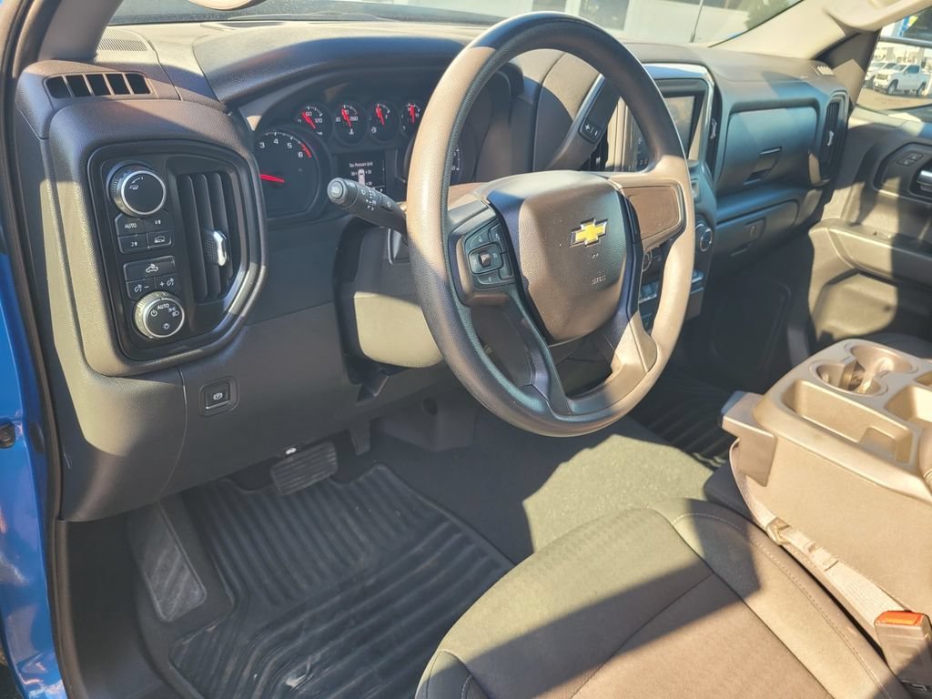 2023 Chevrolet Silverado 1500 Custom view 14