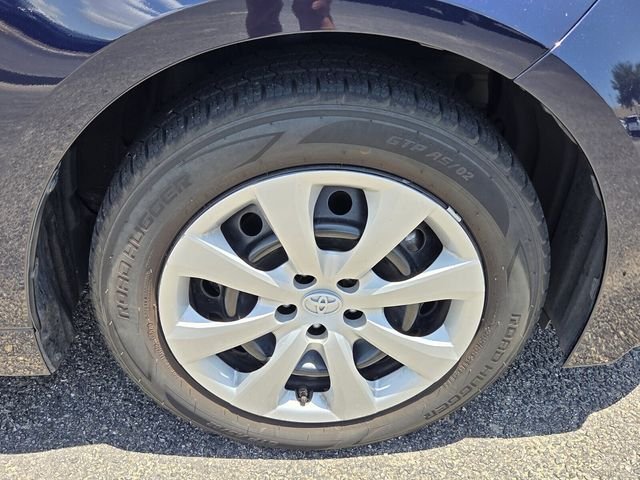 Used 2022 Blue Toyota LE image 8