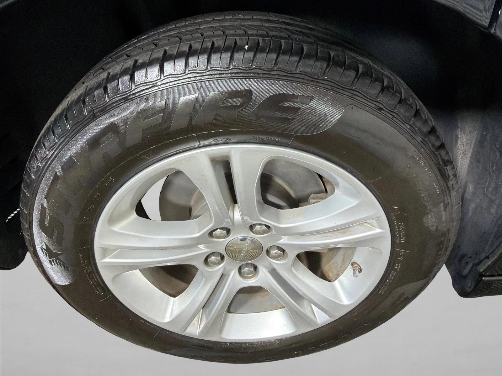 Used 2023 Pitch Black Clearcoat Dodge SXT image 17