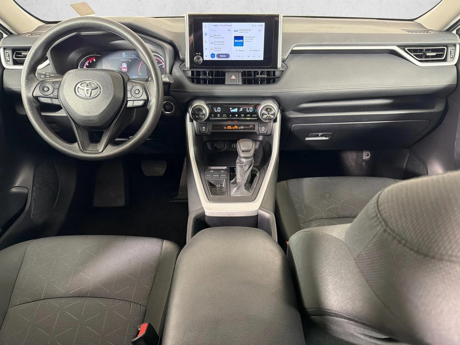 Used 2025 Ice Cap Toyota XLE image 22