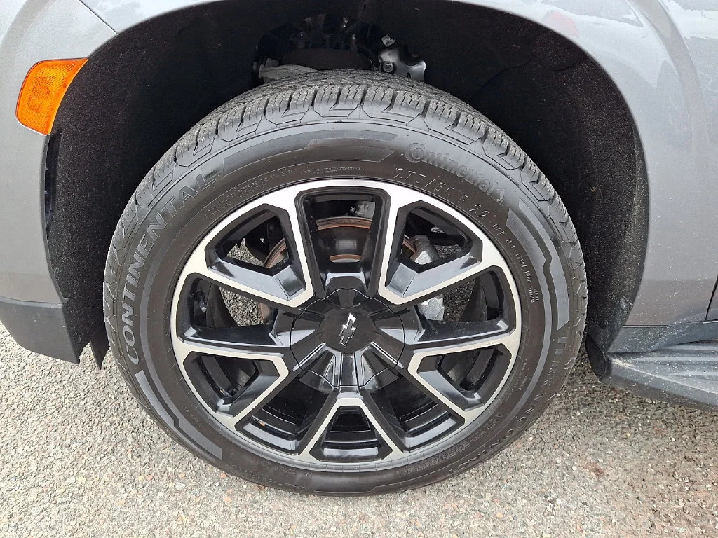 Used 2021 SATIN STEEL METALLIC Chevrolet RST image 29