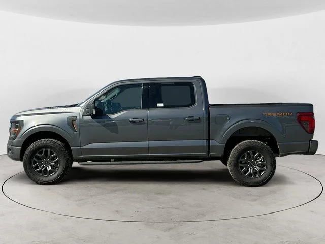Certified Used 2025  Ford Tremor image 2